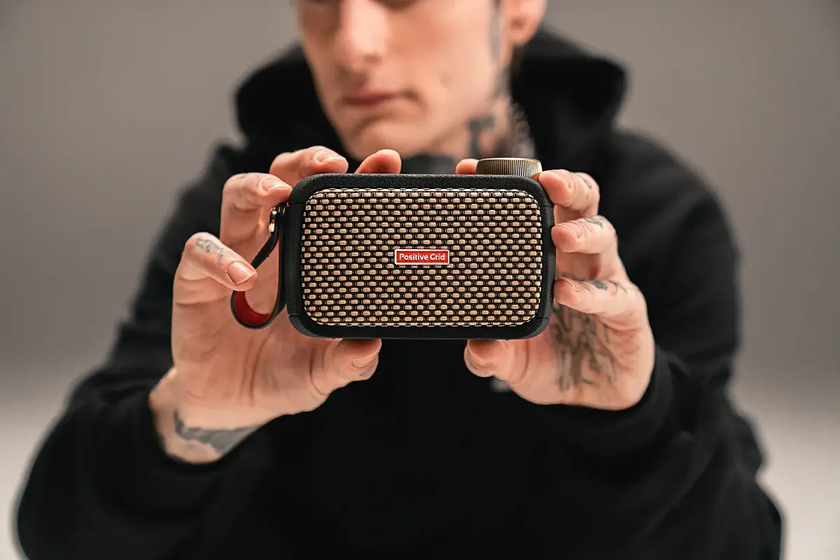 Spark GO ultra-portable amp